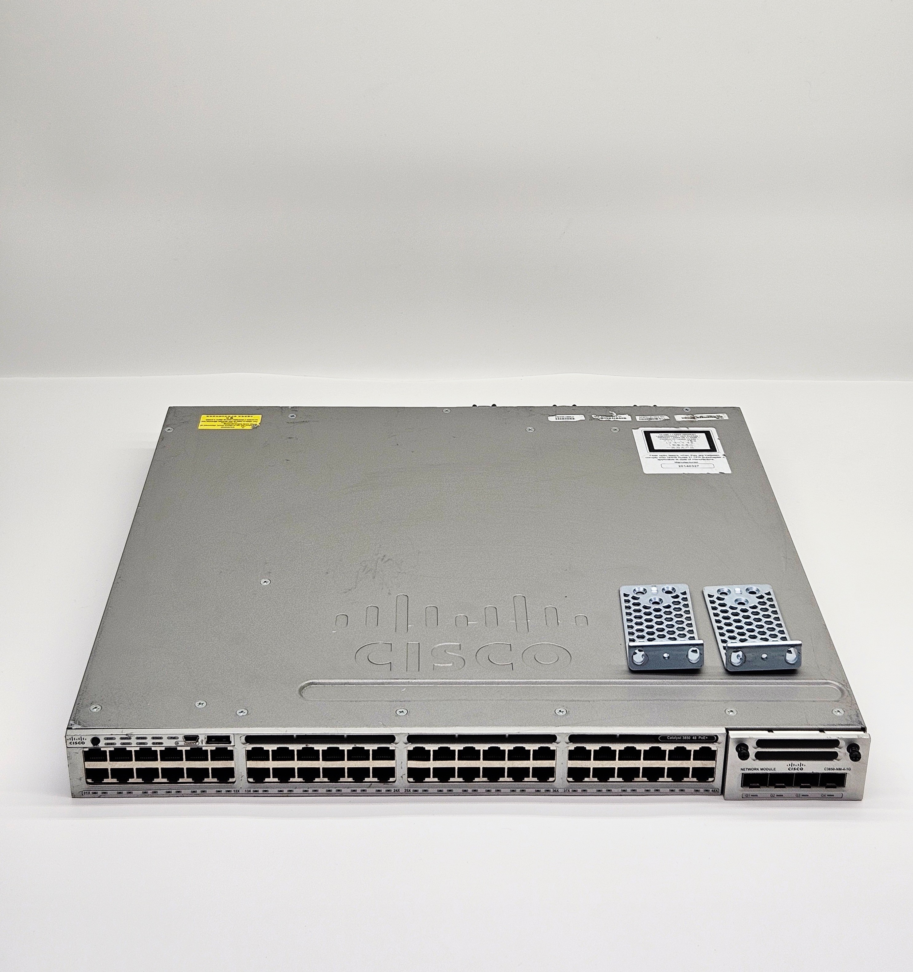 Коммутатор Cisco WS-C3850-48P-S / Без БП/ Без UpLink/