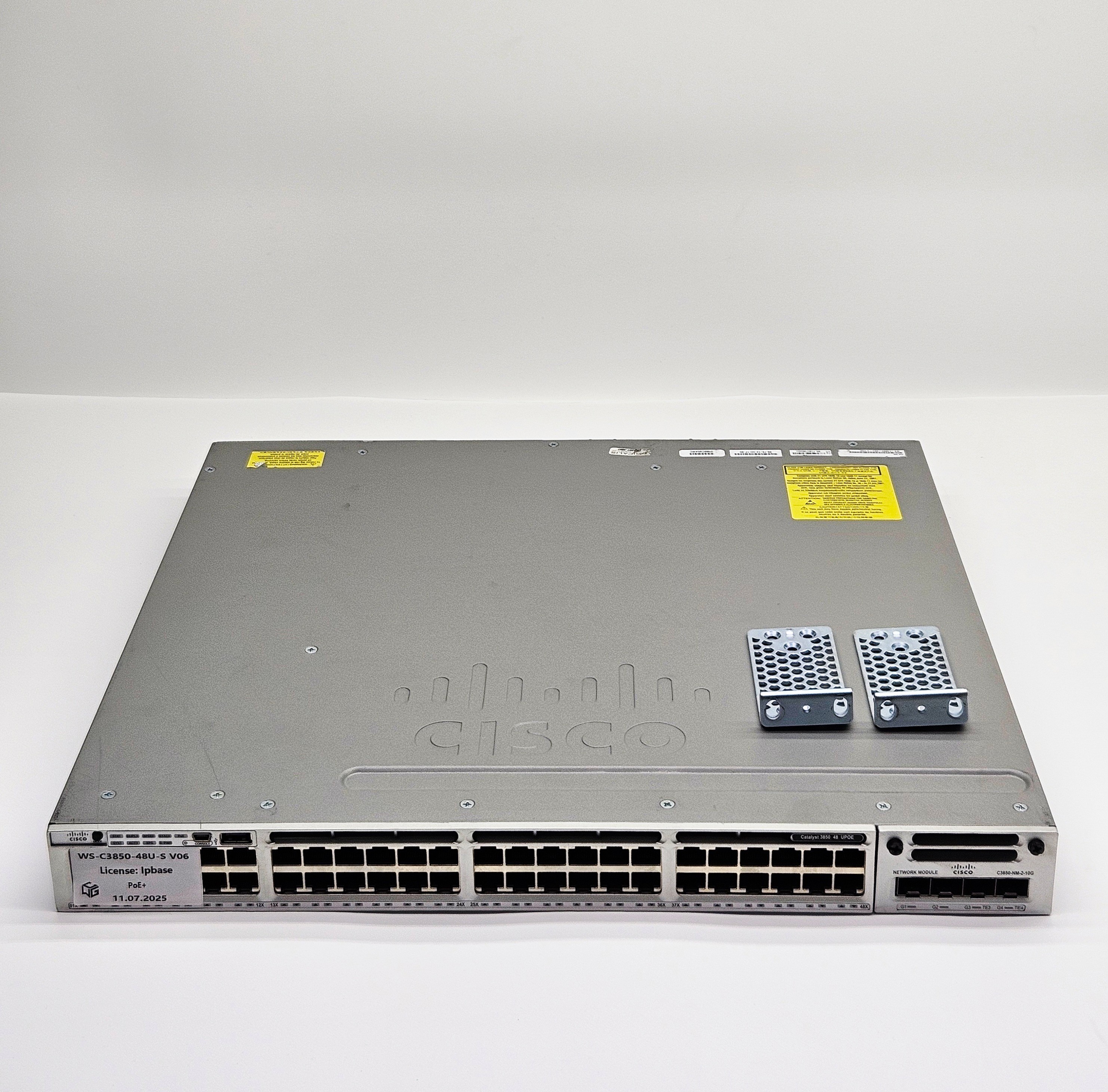 Коммутатор Cisco  WS-C3850-48U-S / Без БП/ Без UpLink