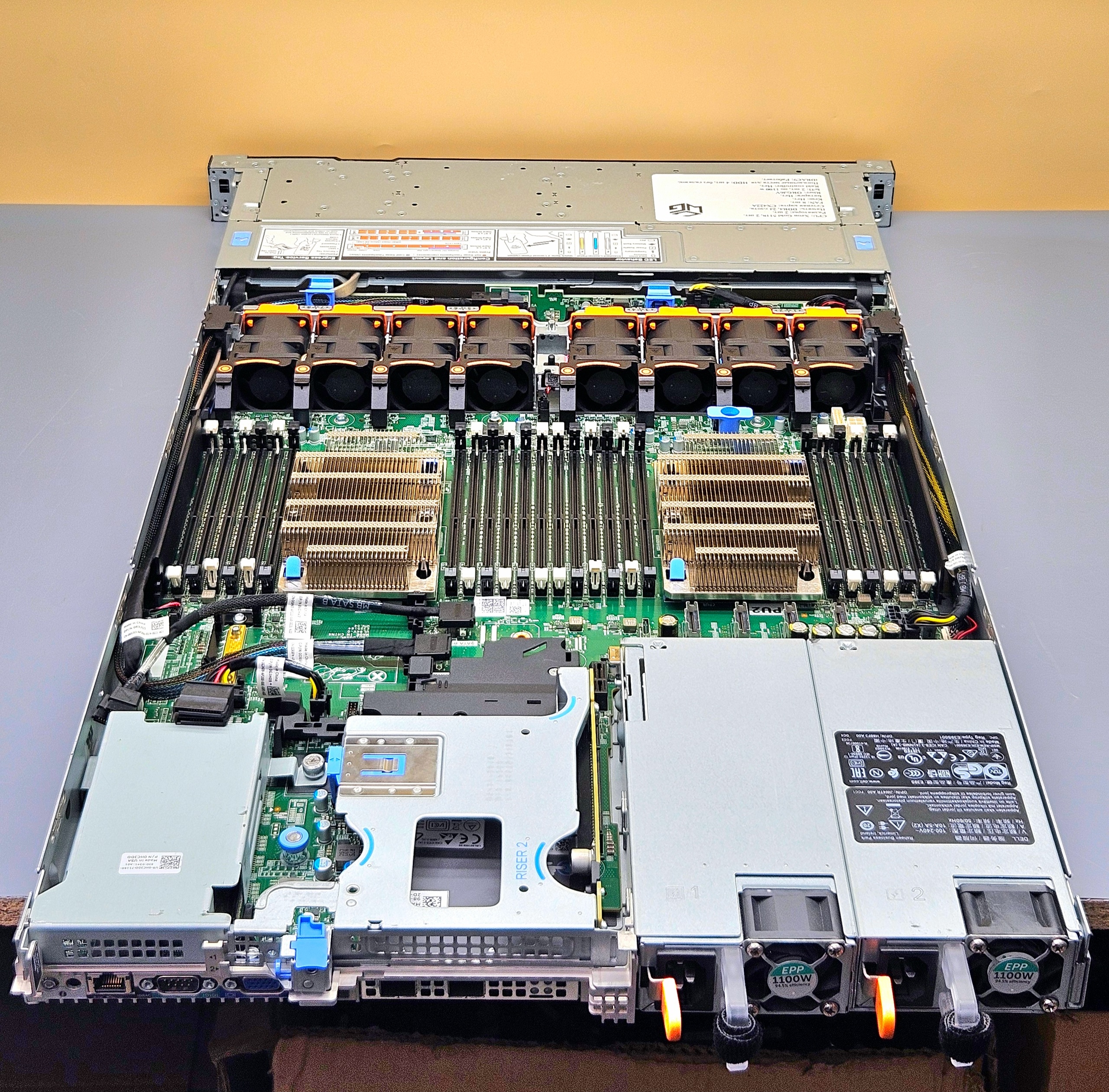 Сервер Dell PowerEdge R640 4LFF + Xeon Gold 5118 2шт